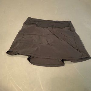Lululemon Tennis skirt black, size 4